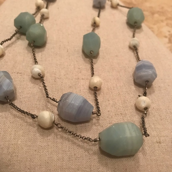 Multi stone necklace & earring set - Picture 4 of 5